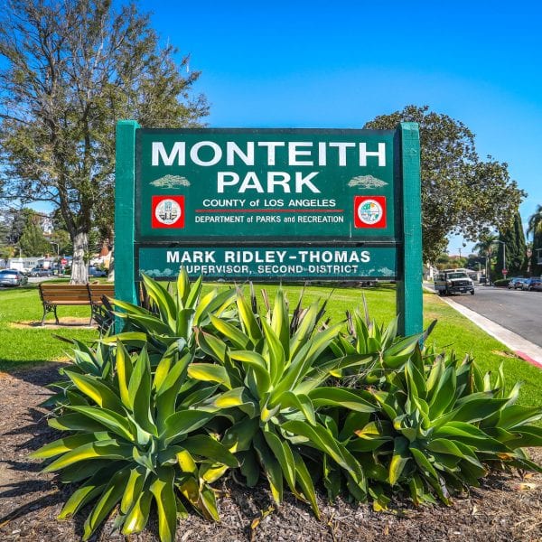 Monteith Park sign
